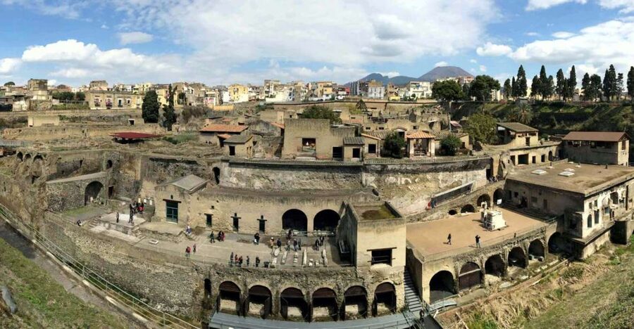 Herculaneum: Skip-the-Line Entry Ticket with Audio Guide - The boathouses and the cost of the eruption