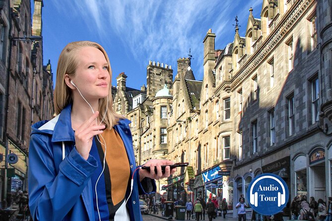 Highlights from Edinburgh’s Old Town: A Self-Guided Audio Tour - Riddle’s Court, a quieter turn off the main road