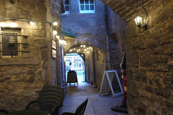 Highlights from the Royal Mile: A Self-Guided Audio Tour - Mercat Cross, the Tron Kirk, and public punishment