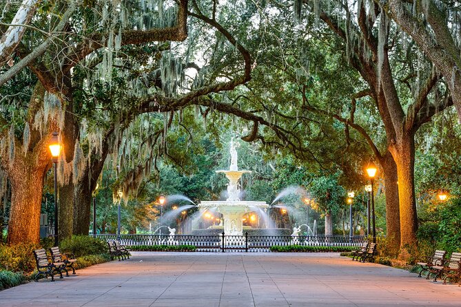 Historic Savannah Self-Guided Walking Audio Tour - Wright Square, Chippewa Square, and Savannah’s famous homes