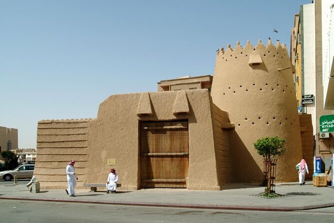 Historical Riyadh Self-Guided Audio Walking Tour - Al Safat explains how Riyadh changed