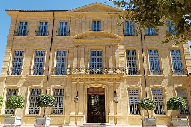 History and Renewal in Aix-en-Provence: A Self-Guided Audio Tour - Hôtel de Caumont and the elegant southern quarter