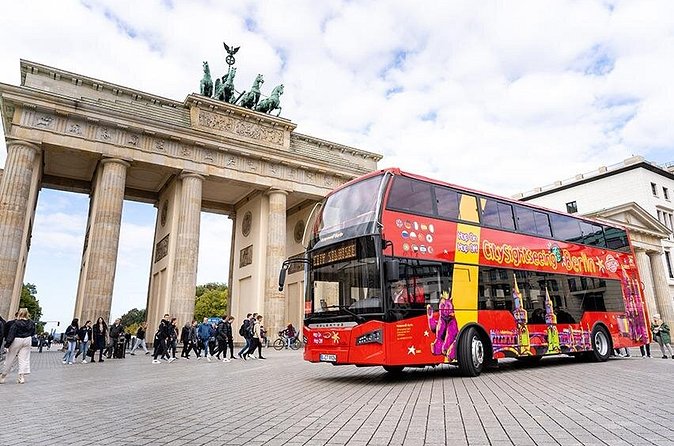 Hop-on Hop-off Berlin Tour with Audio Guide - Alexanderplatz and Museum Island
