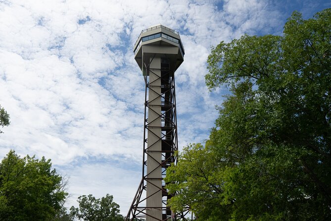 Hot Springs NP Self Guided Driving and Walking Audio Tour - Goat Rock Trail offers a mountain viewpoint