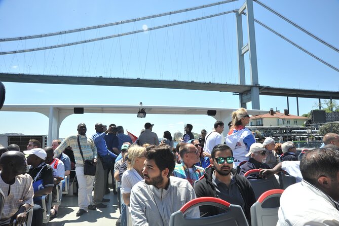 Istanbul: Bosphorus and Golden Horn Cruise with Audio Guide - Starting near Hagia Sophia in Sultanahmet