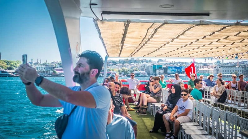 Istanbul: Bosphorus Sightseeing Cruise Tour with Audio Guide - What the $7 price really buys you