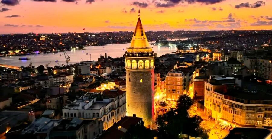 Istanbul: Galata Tower Entry Ticket with Audio Guide - Key points at a glance