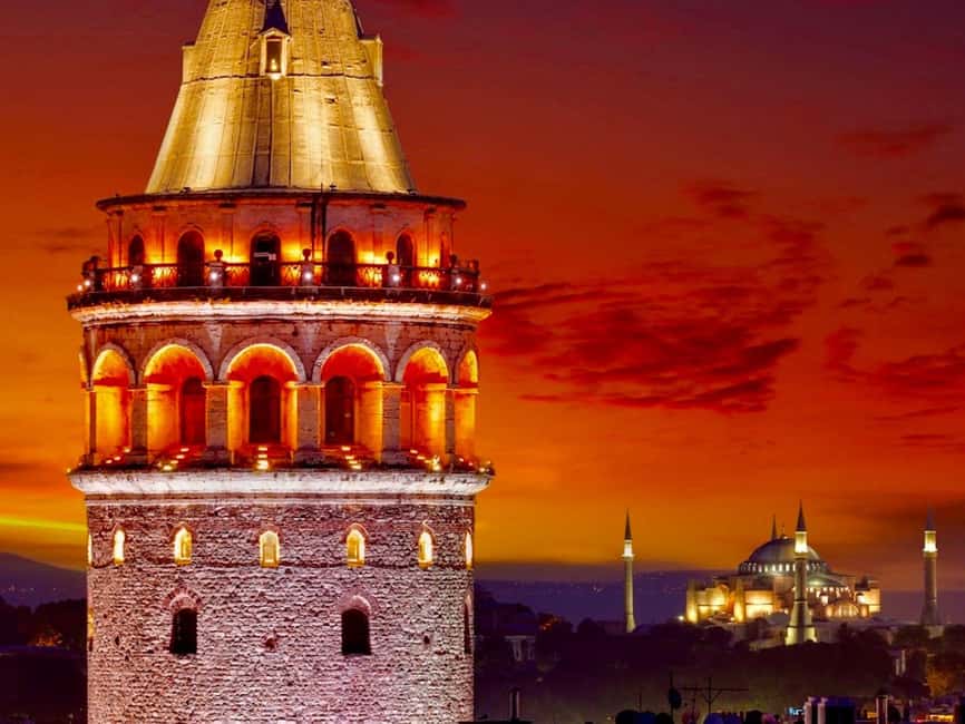 Istanbul: Galata Tower Entry Ticket with Audio Guide - Choosing the best time for the view