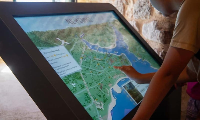 Istanbul: Galata Tower Skip-the-Line Ticket & Audio Guide - Using the audio guide