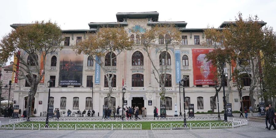 Istanbul: Hagia Sophia History Museum Entry with Audio Guide - Practical Timing for a Sultanahmet Day