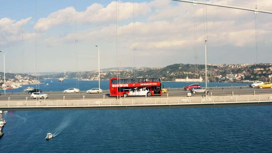 Istanbul: Hop-On Hop-Off Sightseeing Bus with Audio Guide - How the 12-stop route works