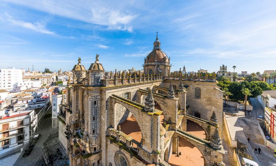 Jerez de la Frontera: Cathedral of Jerez Ticket & Audioguide - The first look: a grand facade in local stone