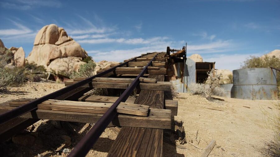 Journey into Joshua Tree: Audio Driving Tour and Local Guide - Hidden Valley Nature Trail and Barker Dam