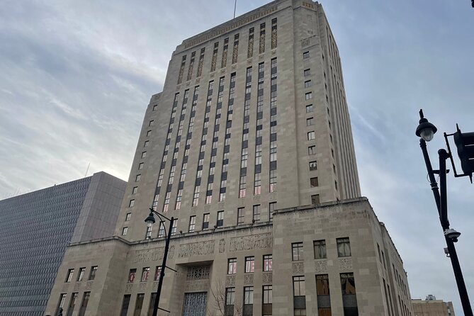 Kansas City Self-Guided Walking Audio Tour - The Majestic, Quality Hill, and Tom Pendergast