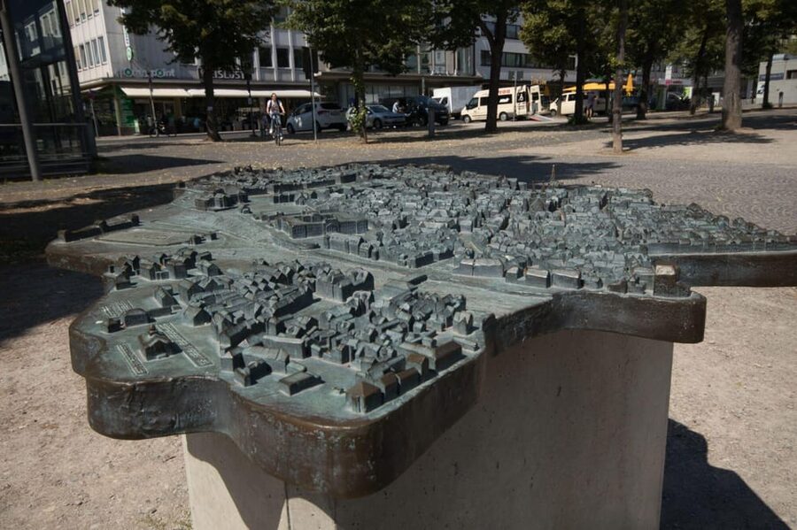Kassel Old Town Audio Rally by P.I. Sir Peter Morgan - Starting at Druselplatz and the Druselturm