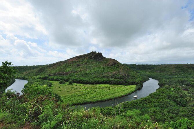 Kauai Wailua Valley & Waterfalls Audio Driving Tour - Sleeping Giant and the first trail options