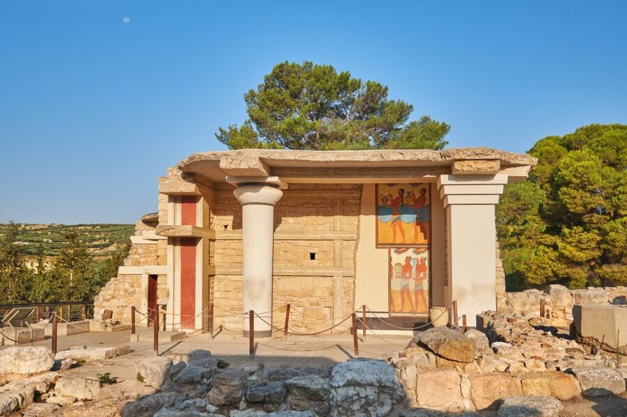 Knossos Palace: E-ticket with Audio and Heraklion City Tour - Heraklion from Koules to Jesus Gates