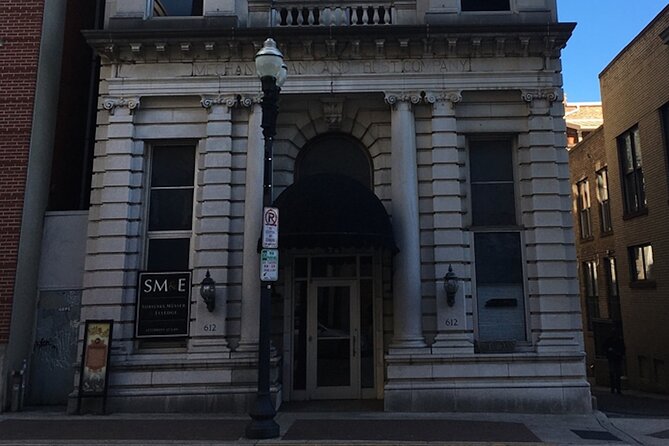 Knoxville’s Country Music Heritage: A Self-Guided Audio Tour - The Knoxville Visitors Center and WDVX