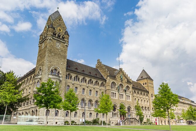 Koblenz: City Walk with Audio Guide in 7 Languages on your Phone - The Ludwig Museum for a change of pace