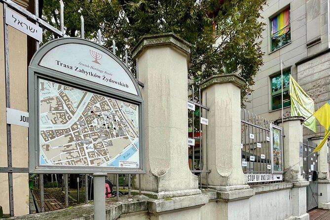 Krakow Jewish Ghetto and Quarter Audio Guided Walking Tour - Szeroka Street and the older Jewish Quarter