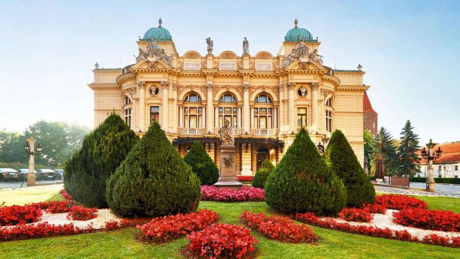 Krakow: Old Town Audioguided walking Tour - Kanonicza Street and the Planty Garden Chain