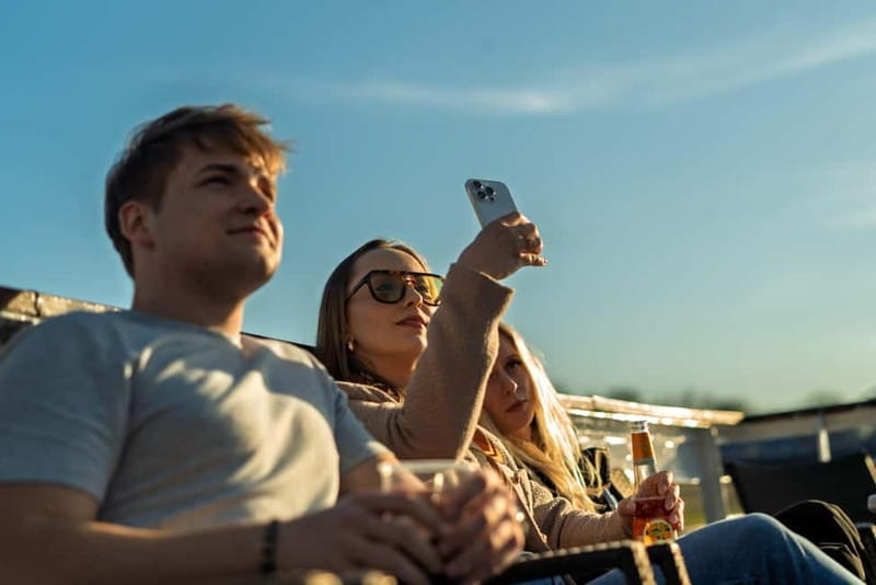 Krakow: Vistula River Sightseeing Cruise with Audio Guide - Why the Vistula is a smart way to see Krakow
