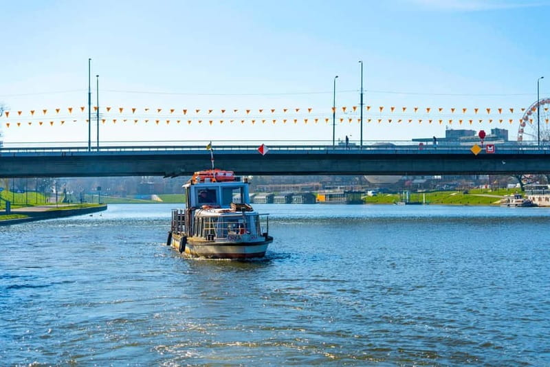 Krakow: Vistula River Sightseeing Cruise with Audio Guide - Kazimierz from the Vistula