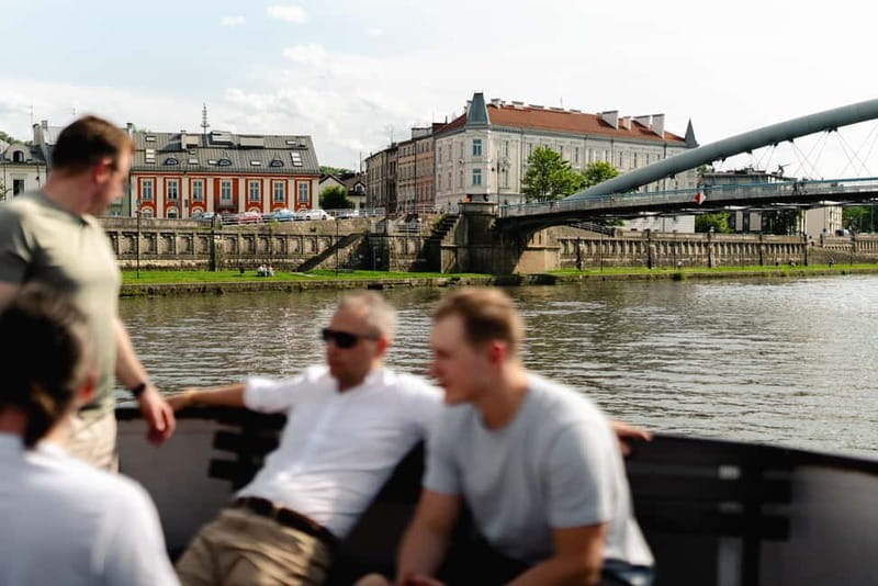 Krakow: Vistula River Sightseeing Cruise with Audio Guide - Audio guide, seating, and what the boat feels like