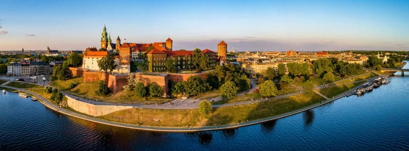 Krakow: Wawel Hill Audioguide Tour - Why Wawel Hill deserves a focused visit