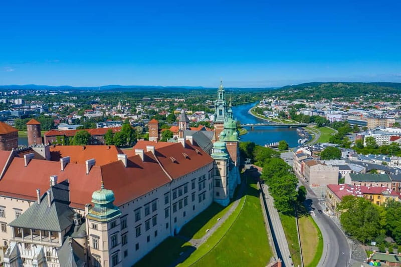 Krakow: Wawel Hill Audioguide Tour - Timing, comfort, and access