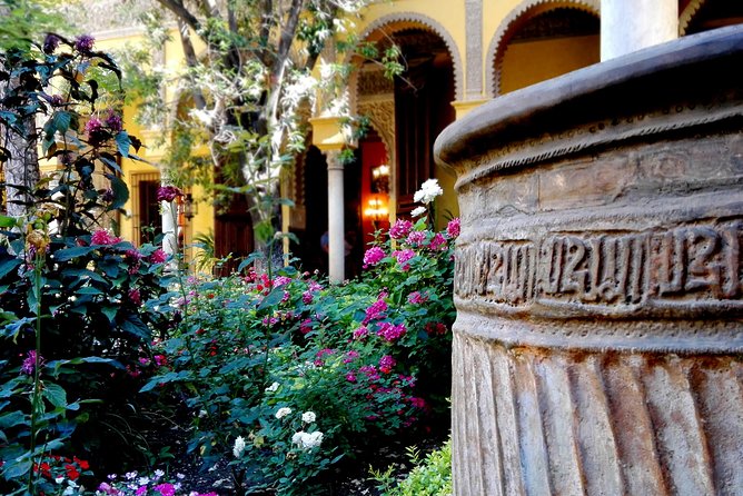 "Las Dueñas" Palace ticket + Audioguide - Using the English audioguide well