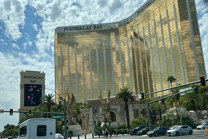 Las Vegas Neon and Secrets: Self-Guided Audio Tour - Graceland Wedding Chapel and the quick-wedding tradition