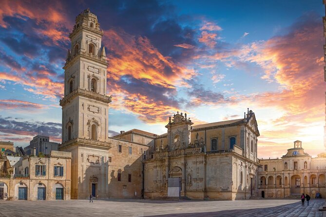 Lecce Walking Tour with Audio and Written Guide by a Local - Starting at Porta Rudiae, Lecce’s northern gateway