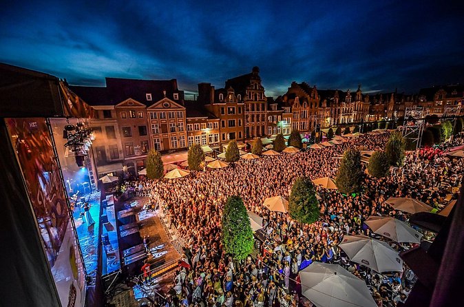 Leuven: City Walk with Audio Guide in 7 Languages on your Phone - Phone requirements and the access code