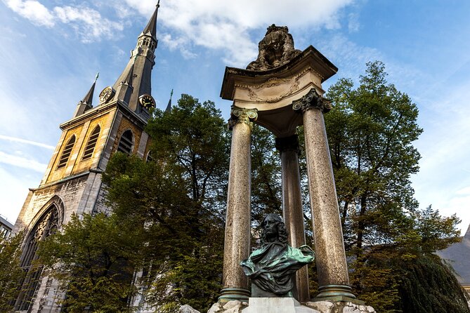 Liege Scavenger Hunt and Highlights Self Guided Audio Tour - A city walk built around questions