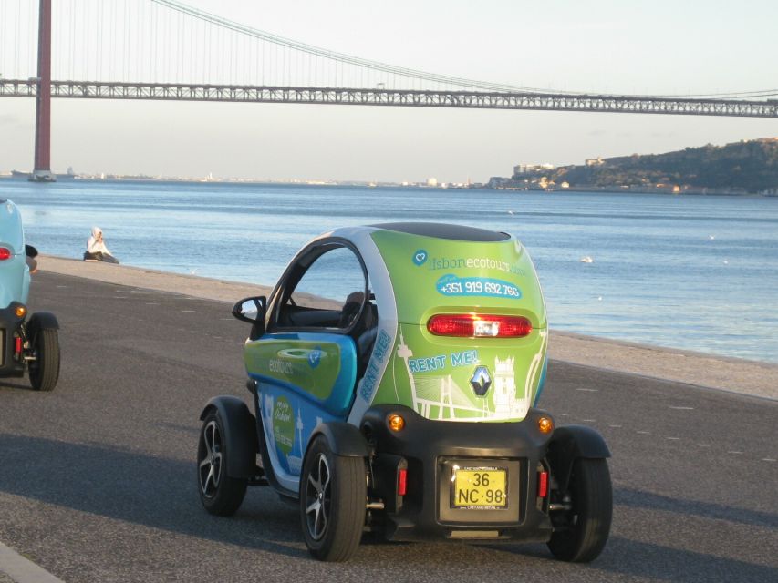 Lisbon: Electric Car Moorish Tour with GPS Audio Guide - Castelo and the Igreja de Santo António