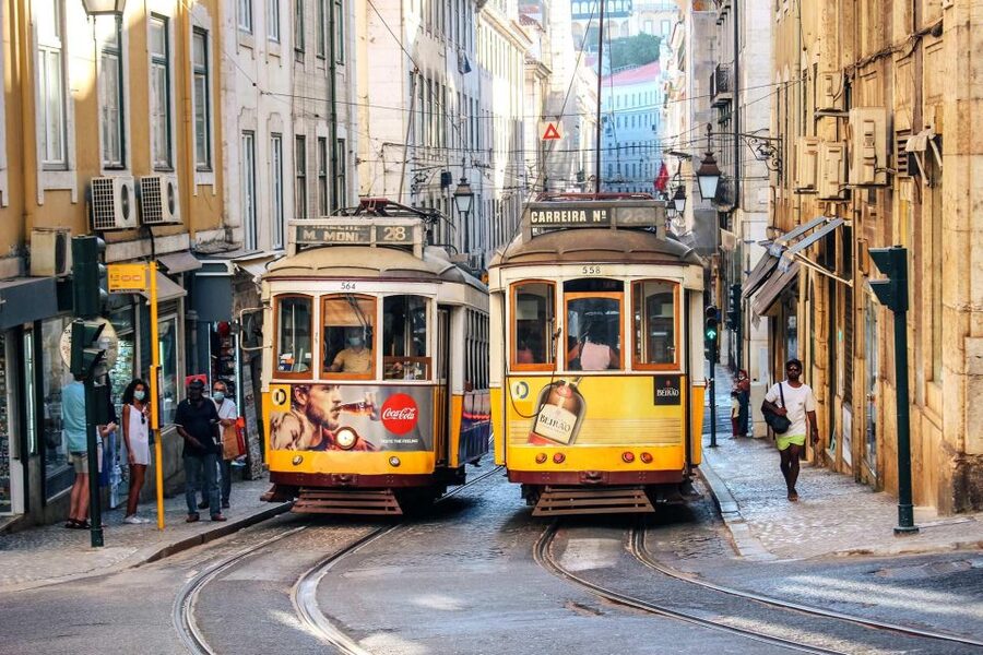 Lisbon: Tram 28 Entry Ticket & Audio Guide with 24-Hour Pass - How to make the 24-hour pass pay off