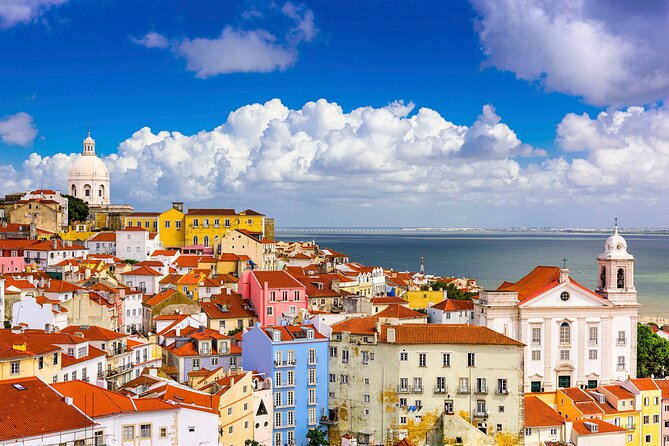 Lisbon Walking Tour with Audioguide on Your Smartphone - What this Lisbon audio walk really offers