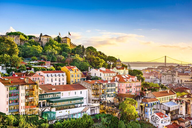Lisbon Walking Tour with Audioguide on Your Smartphone - São Jorge Castle and the Alfama viewpoints