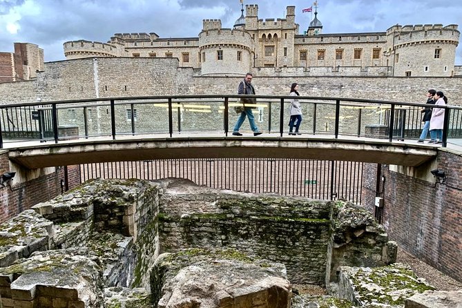 Londinium's Footprint: Explore London's Roman wall on a self-guided audio tour - Key points about the Roman wall walk