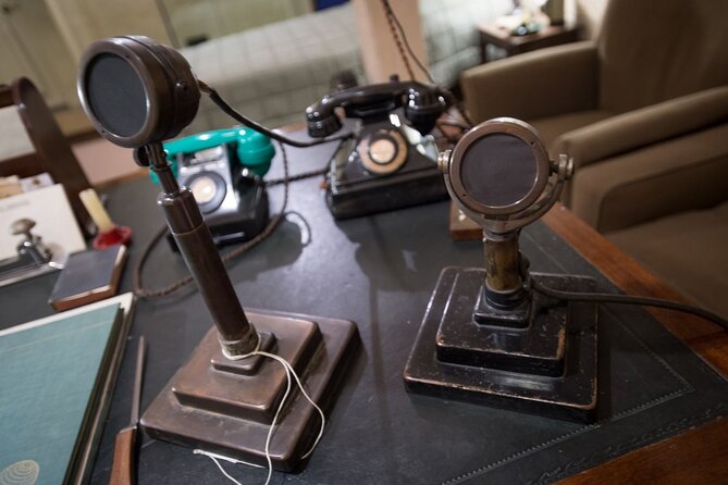London: Churchill War Rooms Ticket & Political London Audio Tour - What the Churchill War Rooms visit is really about