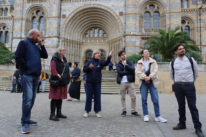 London: Natural History Museum Express Guided Tour & Audio Guide - Why the meeting point deserves your attention