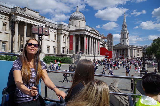 London Panoramic Open Top Bus Tour with Audio Guide - The Tower of London and Tower Bridge