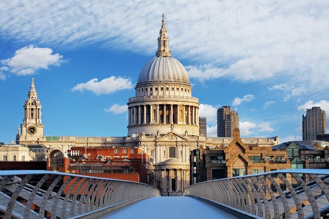 London Public Buses Audio Tour - Piccadilly Circus and central London