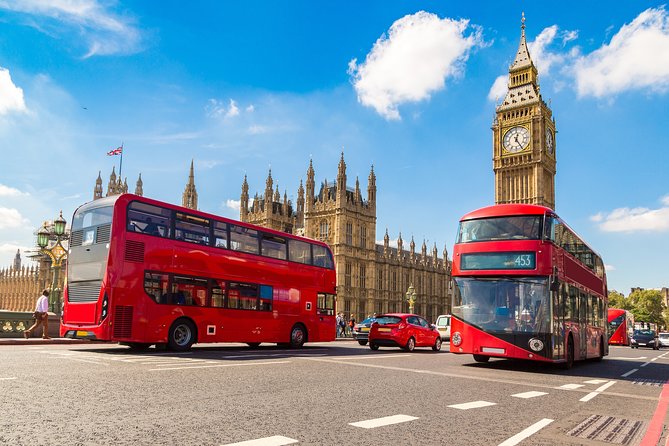 London Public Buses Audio Tour - Trafalgar Square: the practical starting point