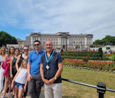 Royal Walking Tour and Buckingham Palace Audio Tour