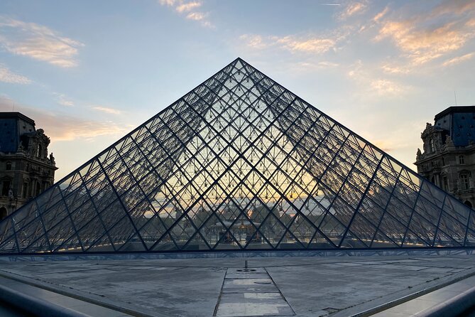 Louvre Entry Ticket with Audio Guide - Booking risk and the importance of choosing your date