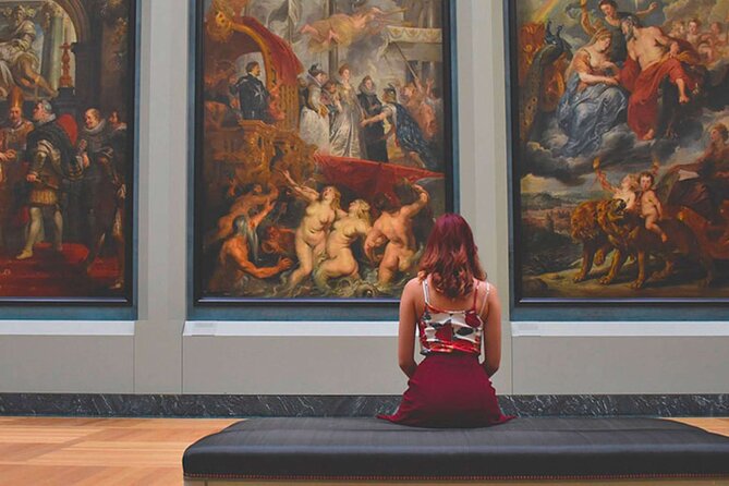 Louvre Museum and Arc de Triumph Tickets with Audio Guide - Planning your Louvre visit around the fixed time