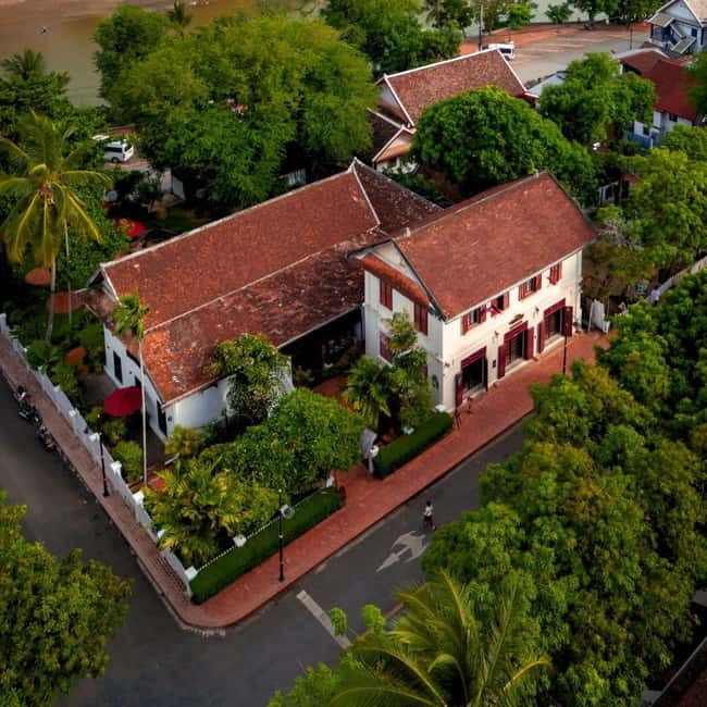 Luang Prabang: Audio-Guided City Tour in Electric Car - A gentle first look at Luang Prabang