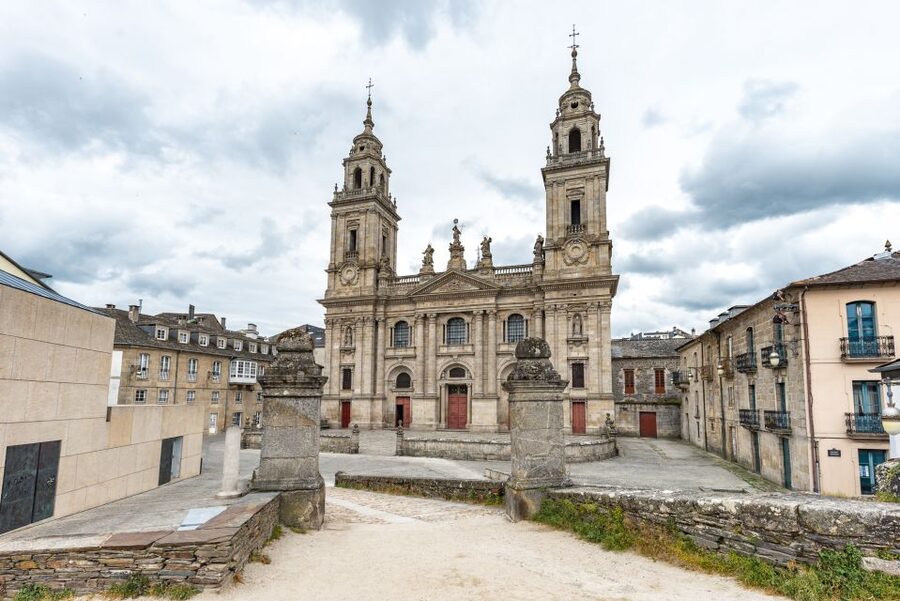 Lugo: Cathedral of Santa Maria Entry Ticket and Audio Guide - Why Lugo Cathedral deserves a place in your day